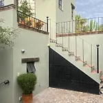 Lovely Home With Terrace Views - Casa Cielo Grande