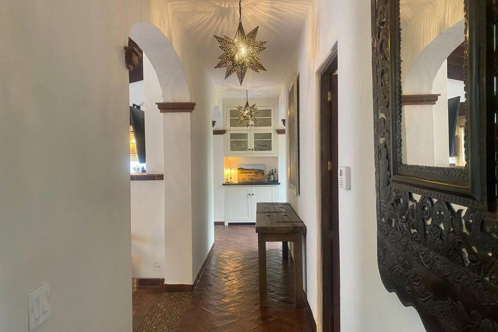 Lovely With Terrace Views - Casa Cielo Grande Villa *